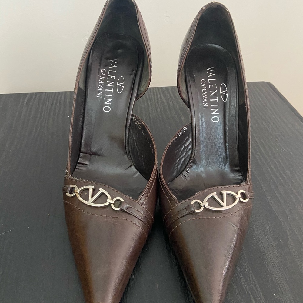 Brown leather Valentino heels